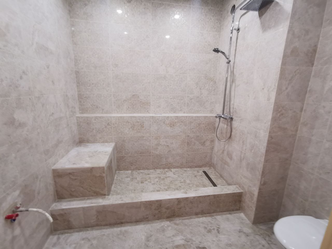 gallery-lavatory1